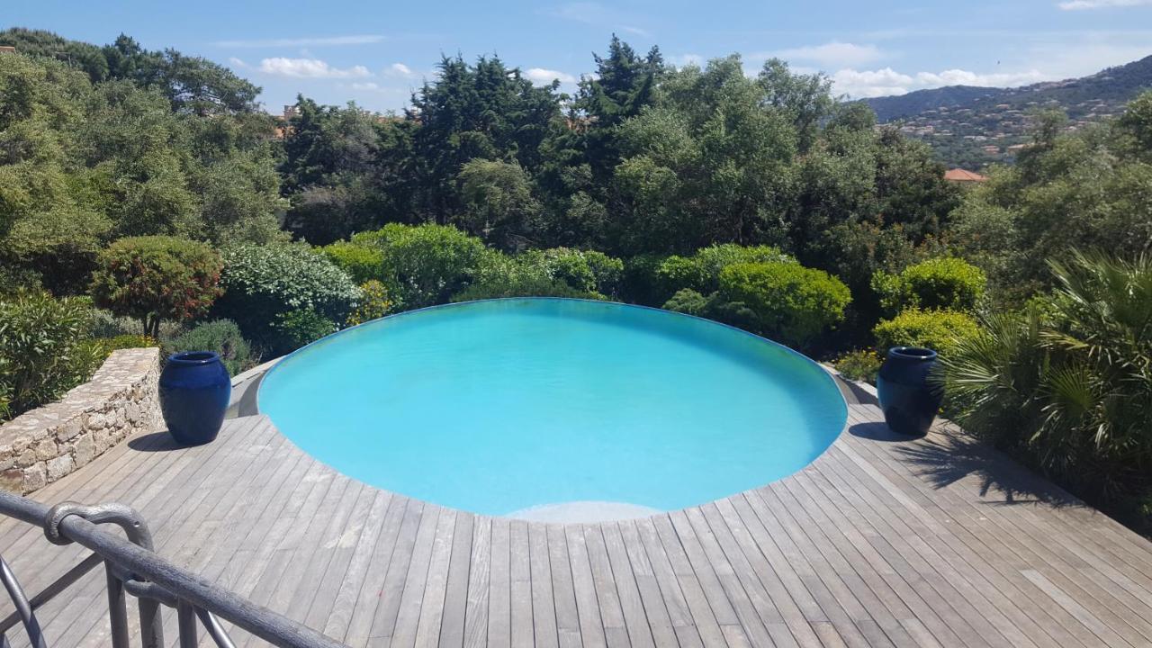 Villa Athena LʼÎle-Rousse المظهر الخارجي الصورة